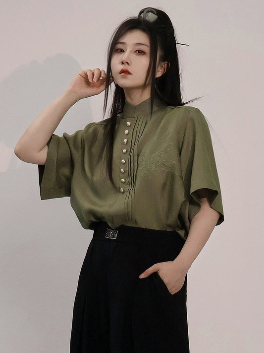 Green Tencel Short Sleeve Shirt with Pleats & Clivia Pattern - Feng Hua Gui Guo Ling