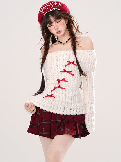 ホワイトのリボンディテール、オフショルダーネックラインセーター