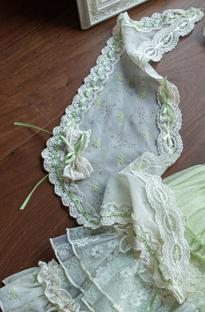 Green Small Bowknot Embroidery Triangle Scarf - Amor Design