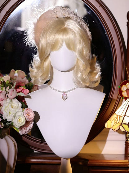 Länge gewellte Perücke blond mit Pony 25-28 cm