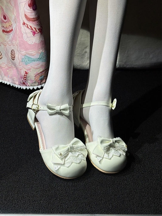 White Heart-Buckle Lace Round-Toe Low Heel Pumps - Fairy Godmother