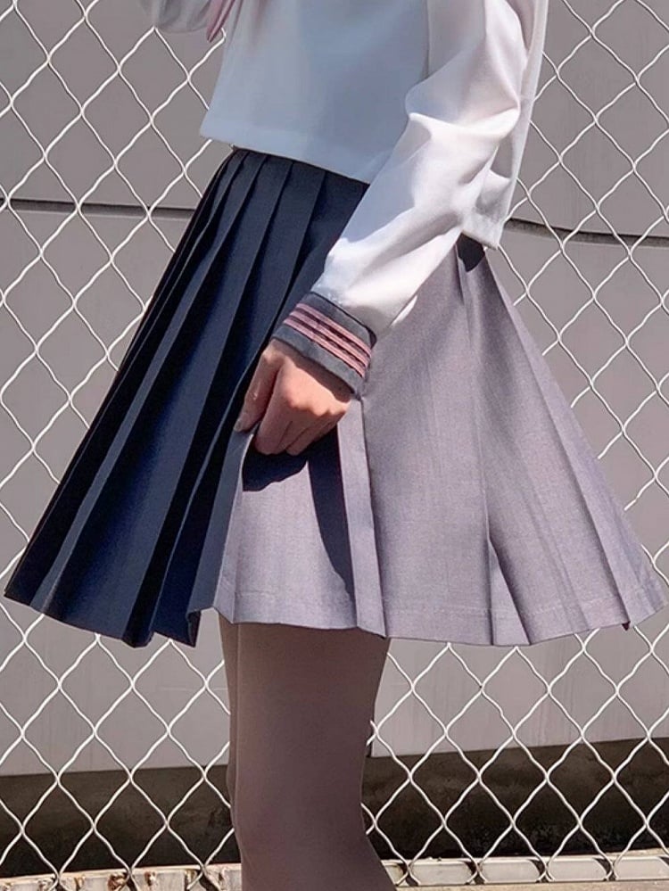 Grey JK Pleated Mini Skirt - Lan Jian Chuan