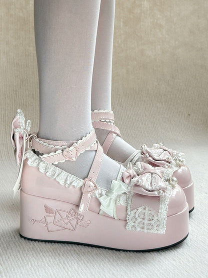 Sweet Platform Decor - Mary Janes Beads Pink