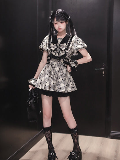 Black Lace Trim Shorts - Ekomi