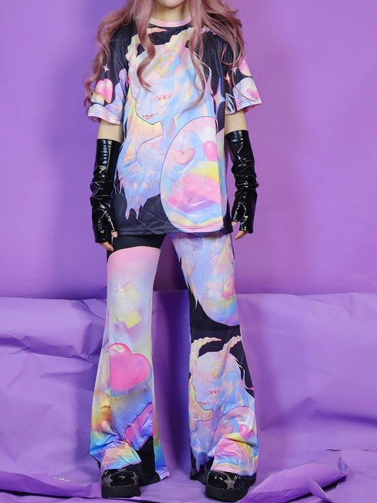 Modische bunte Gyaru-Hose mit ausgestelltem Cartoon-Muster