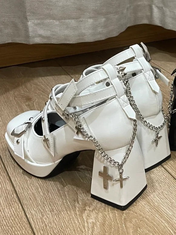 Chain Charm
