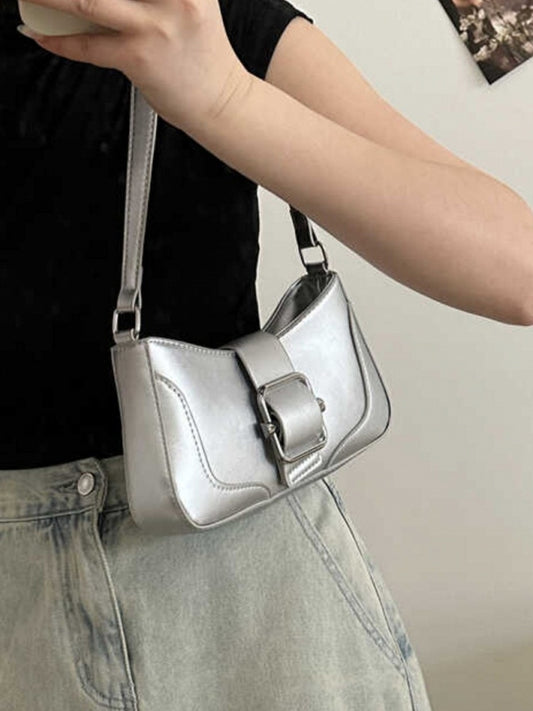 Vintage Silver Clasp Shoulder Bag: Effortlessly Chic With Adjustable Strap