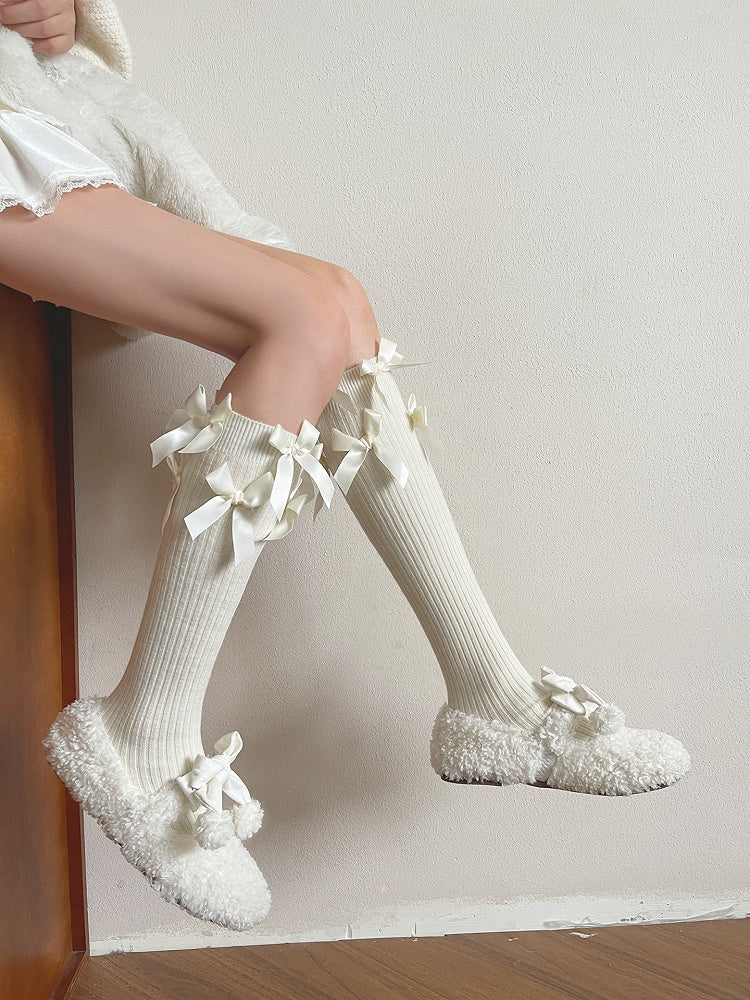 Ballet-Style Creamy Calf Bow Socks Decorated White/Black