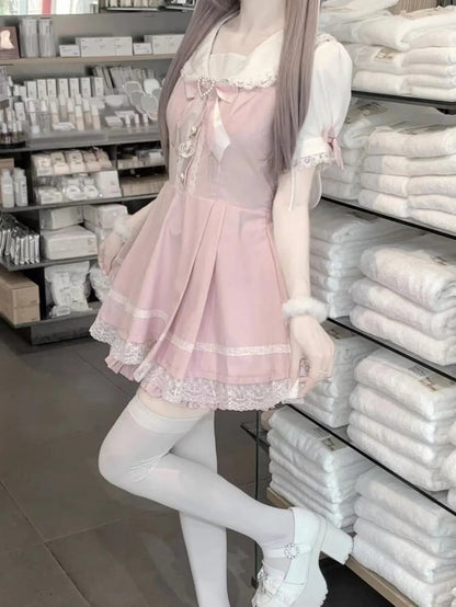 Kleid mit Hasenohren, Matrosenkragen, Shorts mit Rüschenbesatz, Fliege