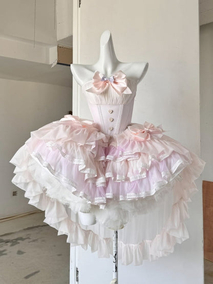 Rosa Balletcore – Trägerloses, bauschiges Kleid mit Taillenstäbchen