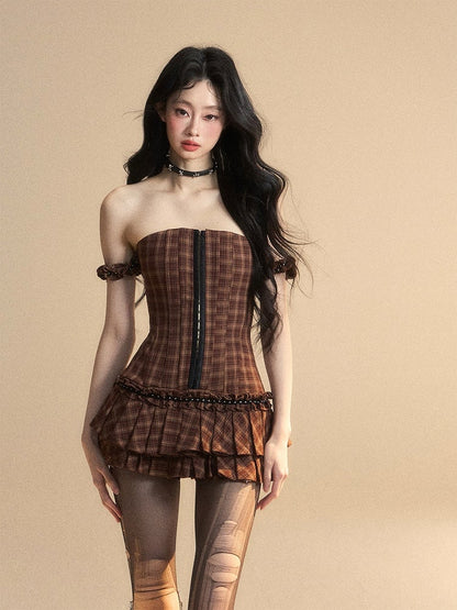 Trägerloses Kleid, Faltenrock, gestuft, glamourös, Mini, Latte, Kakaobraun, kariert