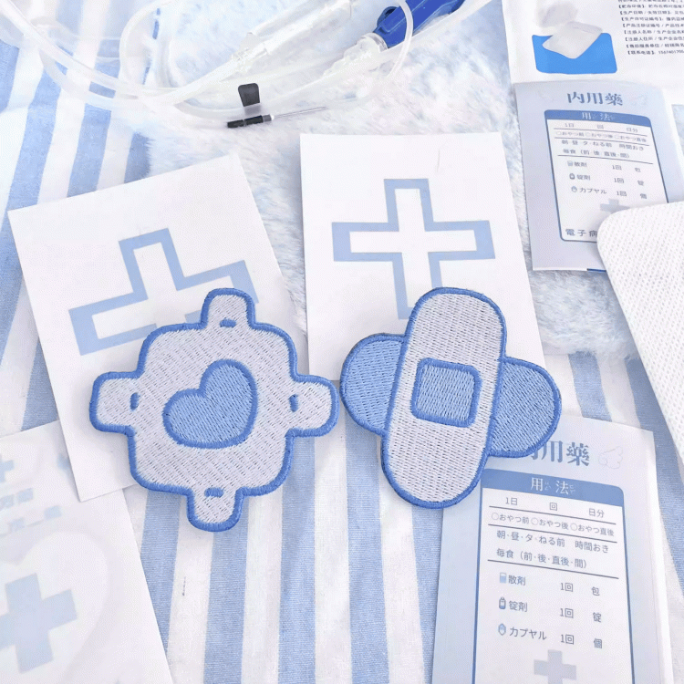 Clip Hair in Yami Embroidered Aqua Heart Bandage Kawaii White Blue