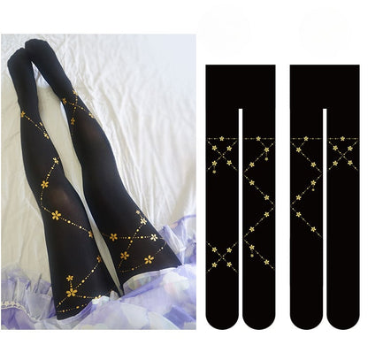 ブラック/ホワイト 桜柄タイツ