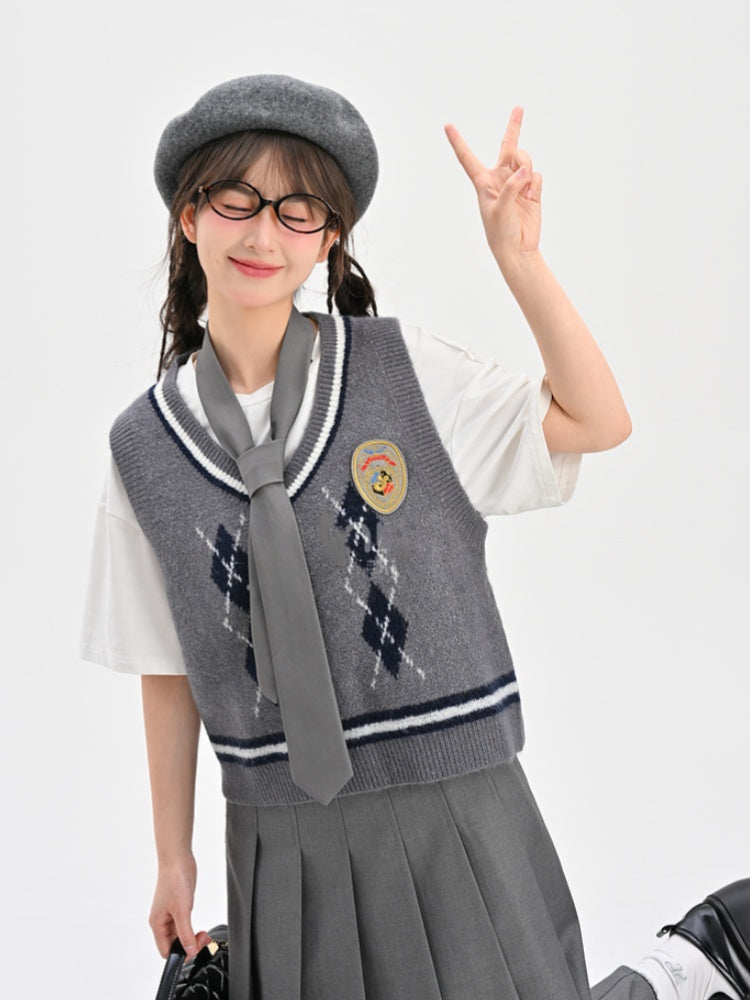 グレーのVネックダイヤモンドプレッピーニットベスト