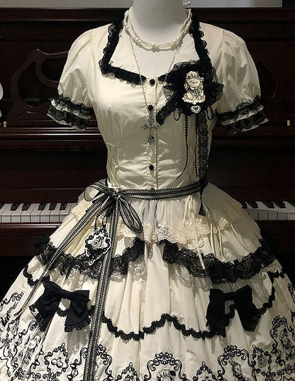 Badge Lolita blanc noir brodé Sushi