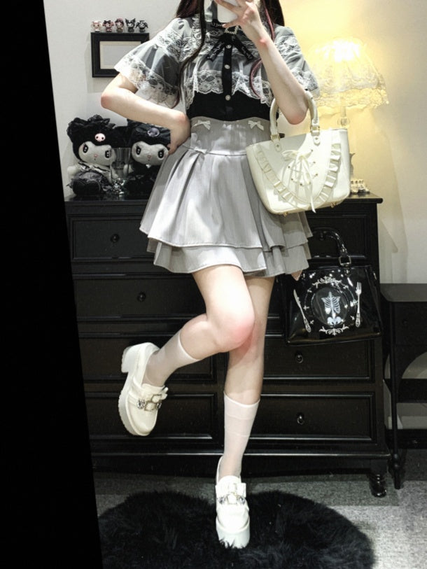 ジライケイ ブラック/ホワイト/ブラックホワイト レースケープデザイン 半袖ブラウス