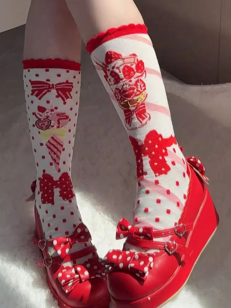 Cremefarbene Bündchensocken mit Muster, gepunktet, gerüscht, Kalbsleder, Lolita, Eis, Erdbeere