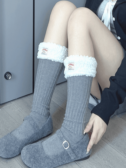 ホワイト/ブラック スイートプラッシュカーフソックス