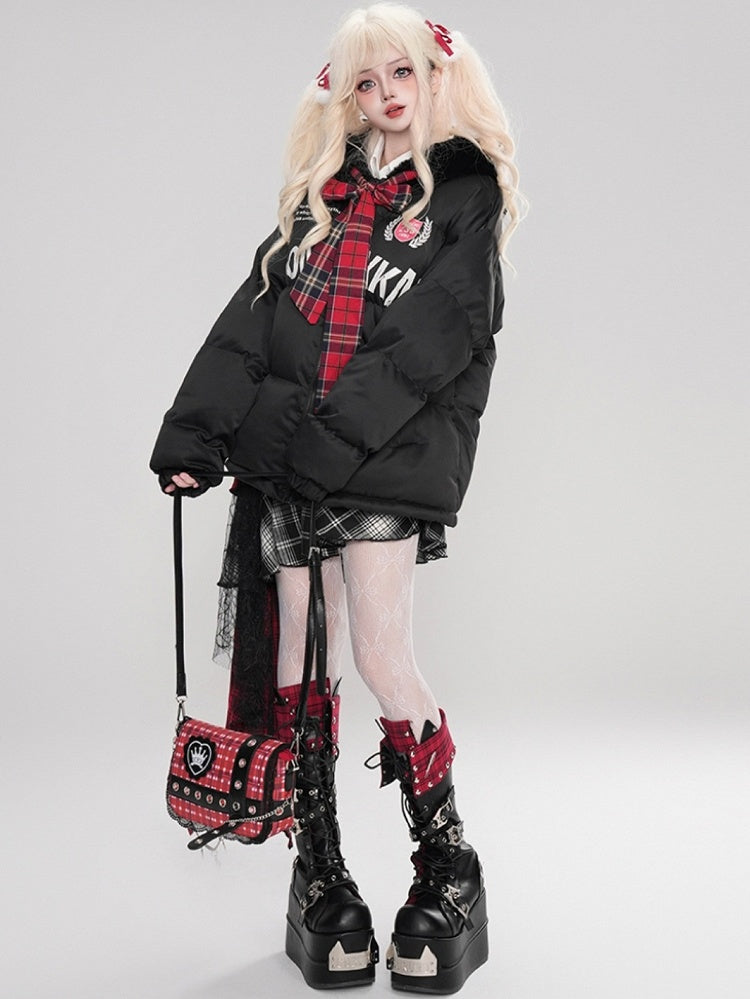 Schwarze/weiße Jacke mit Buchstaben-Print und selbstbindender Schleife und Kapuze