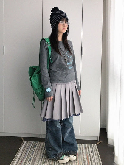 Y2K Gray Wide-Neck Long-Sleeved Fitted Tee with Distressed Graphic - innomoood