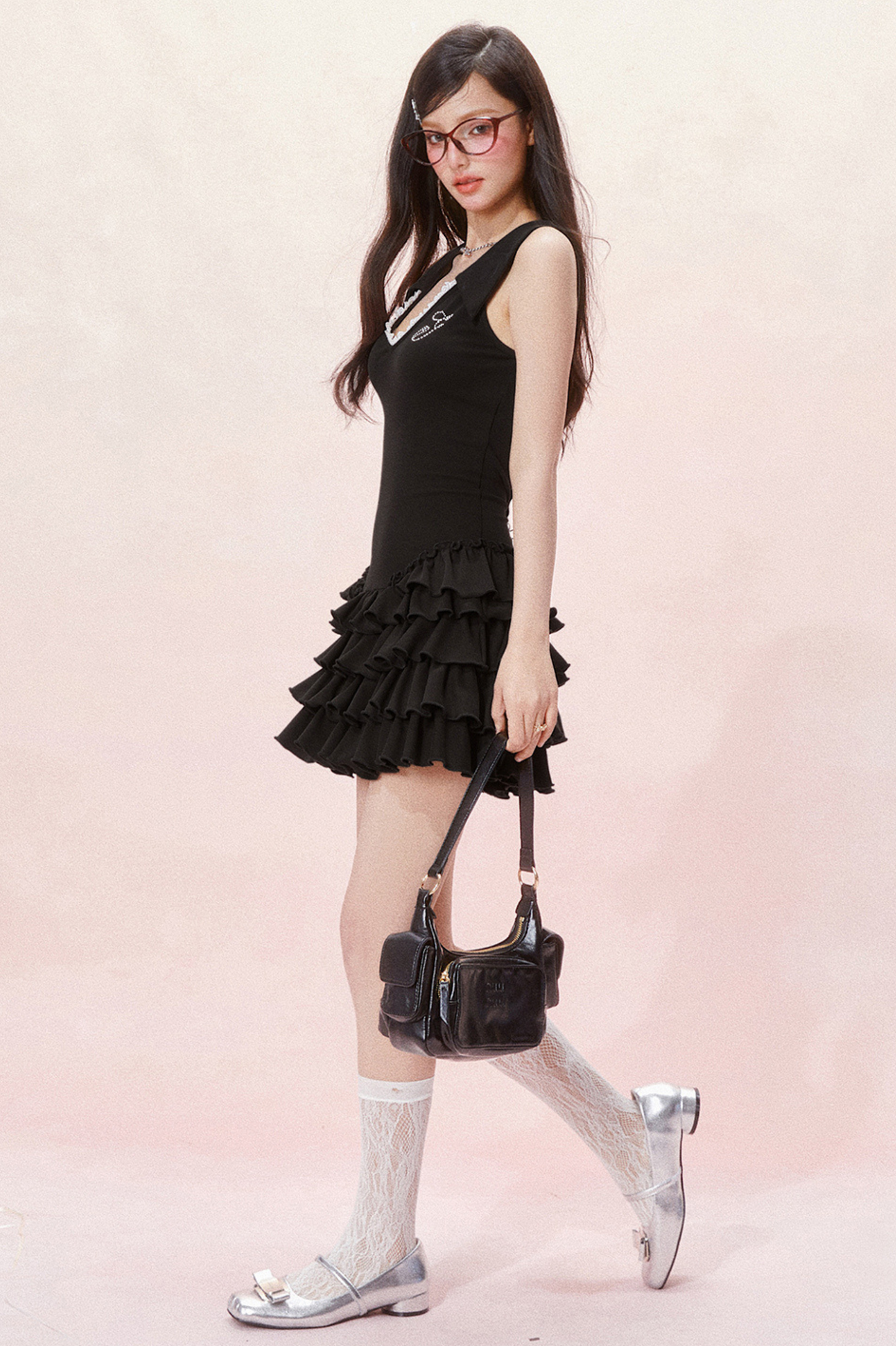 Schlankes Cake Dress Fit Ärmellos Schick Rüschen V-Ausschnitt