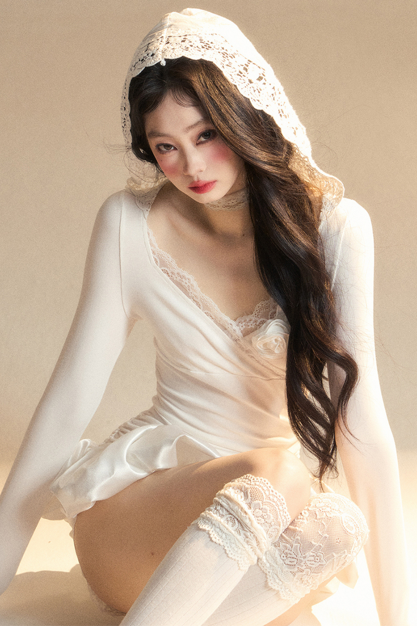 Ballon-Kurzes Spitzenkleid mit Kapuze und Ballettkern