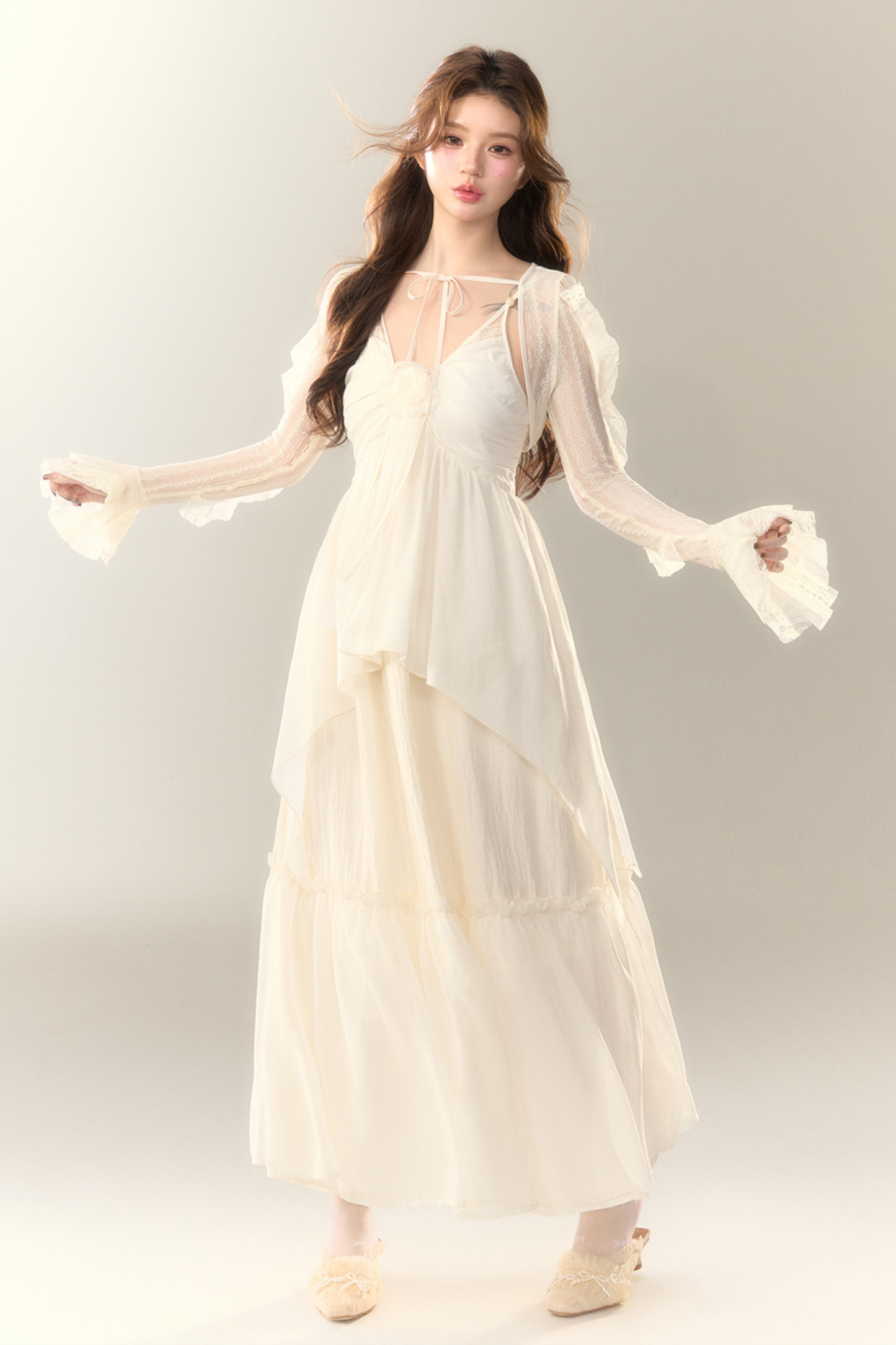 ショート丈のフレンチシアーカーディガン