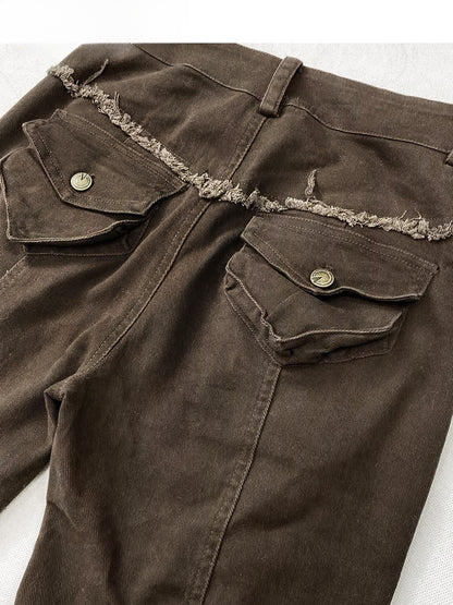 Kaffeebraune Wasteland Punk-Schlagjeans mit Volantbesatz