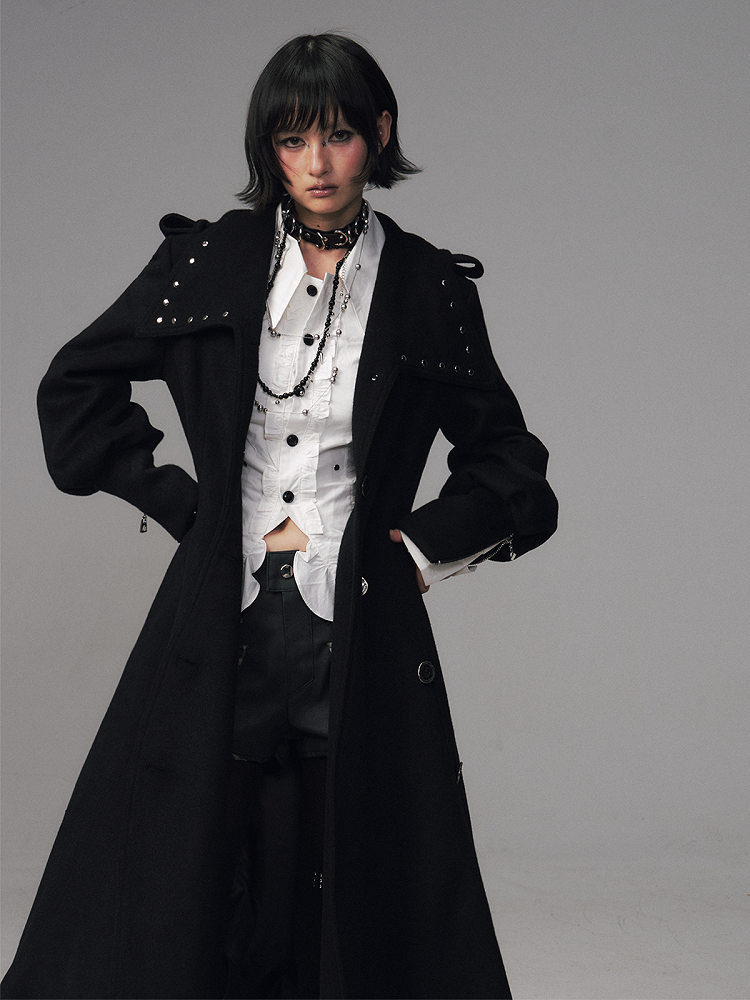 Sleeves - Black Asymmetrical A-Silhouette Button Balloon Coat Closure