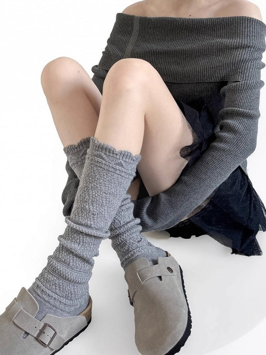 Dark Scalloped Colors: (4 Calf Socks Textured Gray