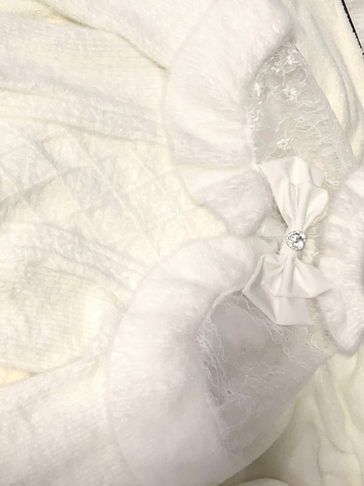 Rhinestone Contrast Bowknot Decorated Heart White Lace Kei Jirai