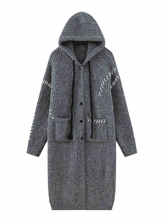 グレーのロングフードカーディガン