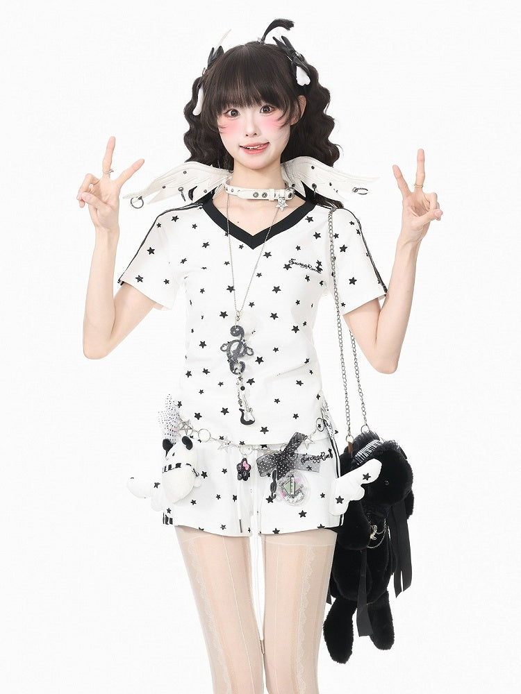 White Star Print V-Neck Tee with Wing Back Design - Languid Park