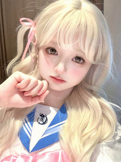 ブロンドの前髪付き 長さ60cm ウェーブウィッグ エア