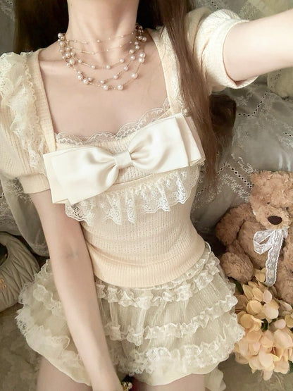 Trim Bow Apricot Top Slim-Fit Puff Playful With Lace Sleeve