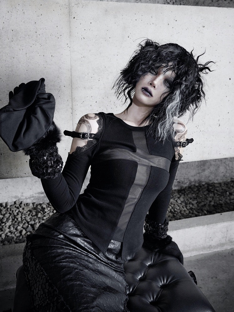 Schwarzes, halbtransparentes, langärmliges Gothic-Oberteil mit offenen Schultern und kreuzförmigen Netzeinsätzen