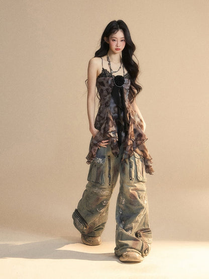 Schwarzes, asymmetrisches Camisole-Top mit Volantsaum und Blumenverzierung