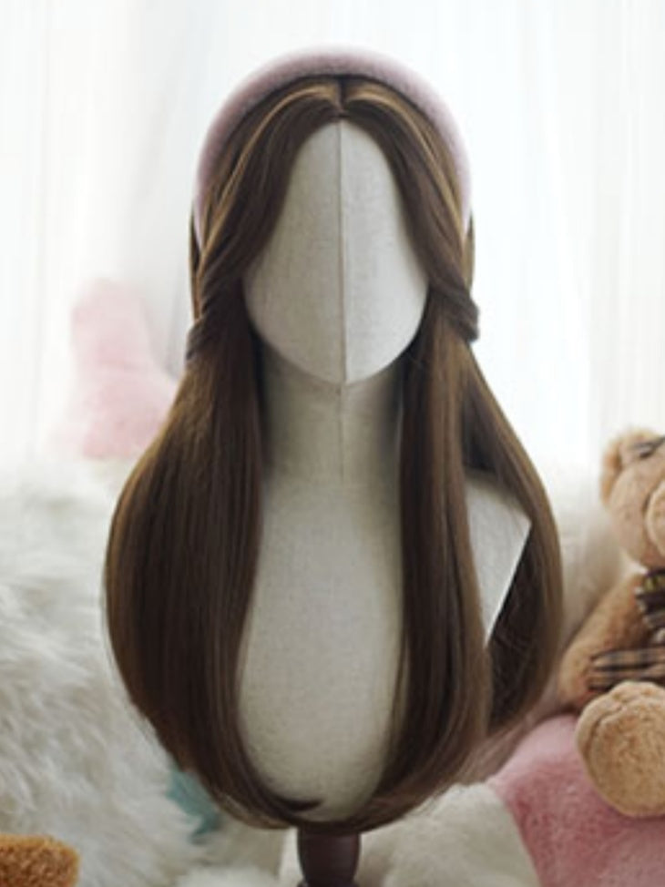 ダークブラウンのロングストレートウィッグ（カーテンバング付き）