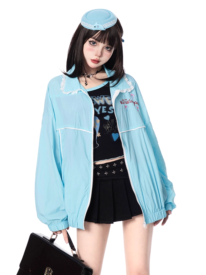 裾のシャツカラー、伸縮性のある袖口、ジップアップジャケット ブルー