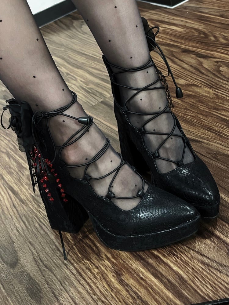 Black/Red - Punk Gothic High Heels Clips Block Black Flower