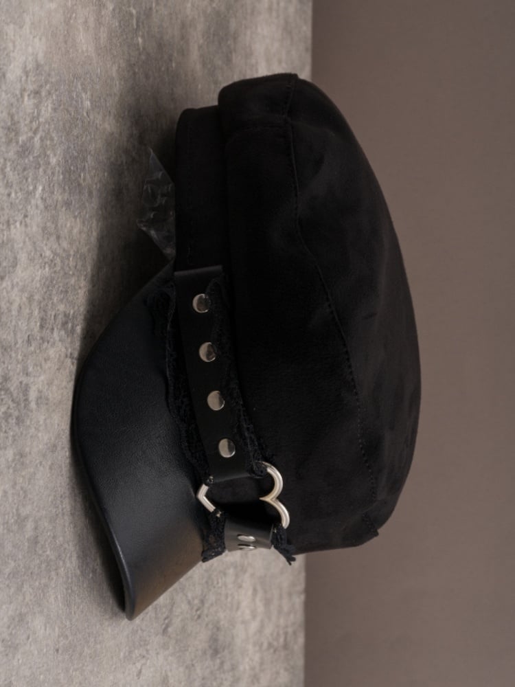 Ring Black Gothic Studs Lace Hat Beret Details Trim Heart