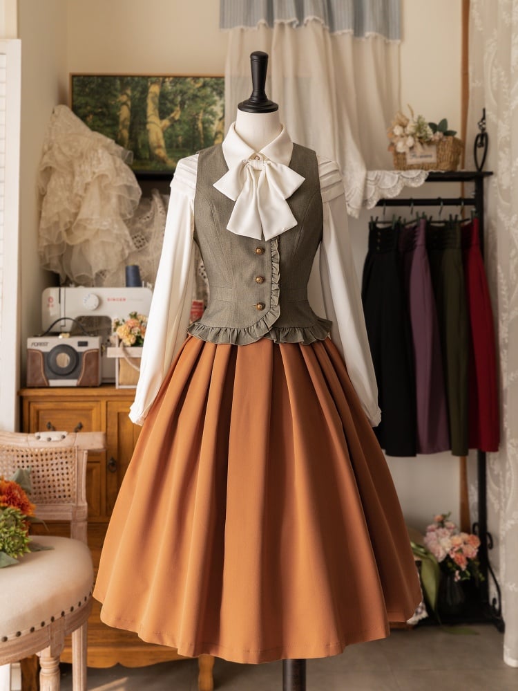 オレンジのハイウエストプリーツ裾ロリータスカート、レースアップとシャーリングバック