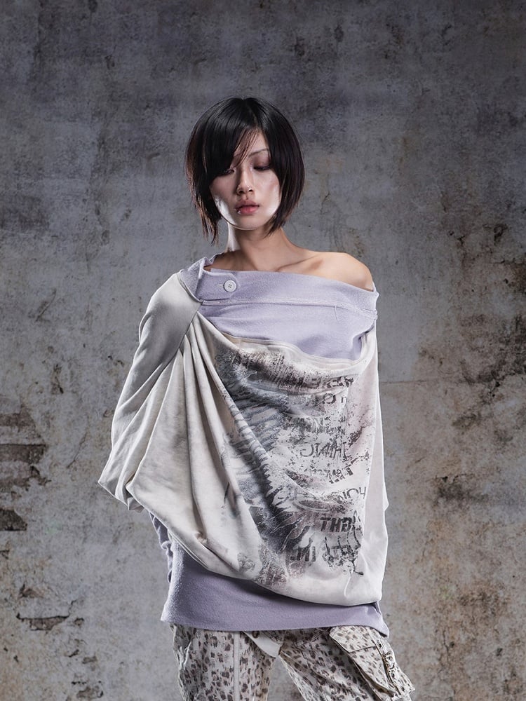 Top with Purple Print Accents Button Two-piece Punk Apricot Letter
