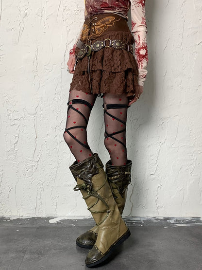 Rot-schwarze Y2K-Strumpfhose mit Herzmuster