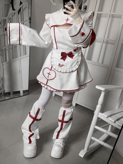 Embroidered and Yami Red Kawaii Accent Pill Apron Design Bow White with