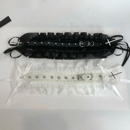 ジライケイ ブラック/ホワイト フリル レース クロス スタッズ ヘアバンド