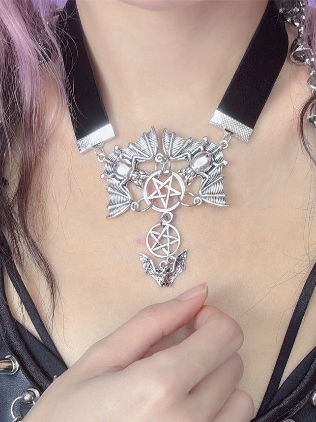 Y2K Pendant Bat Punk And BlackSilver Choker Star
