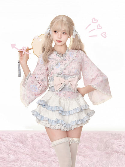 Inspiré des nœuds papillon roses et bleus traditionnels, orné de dentelle