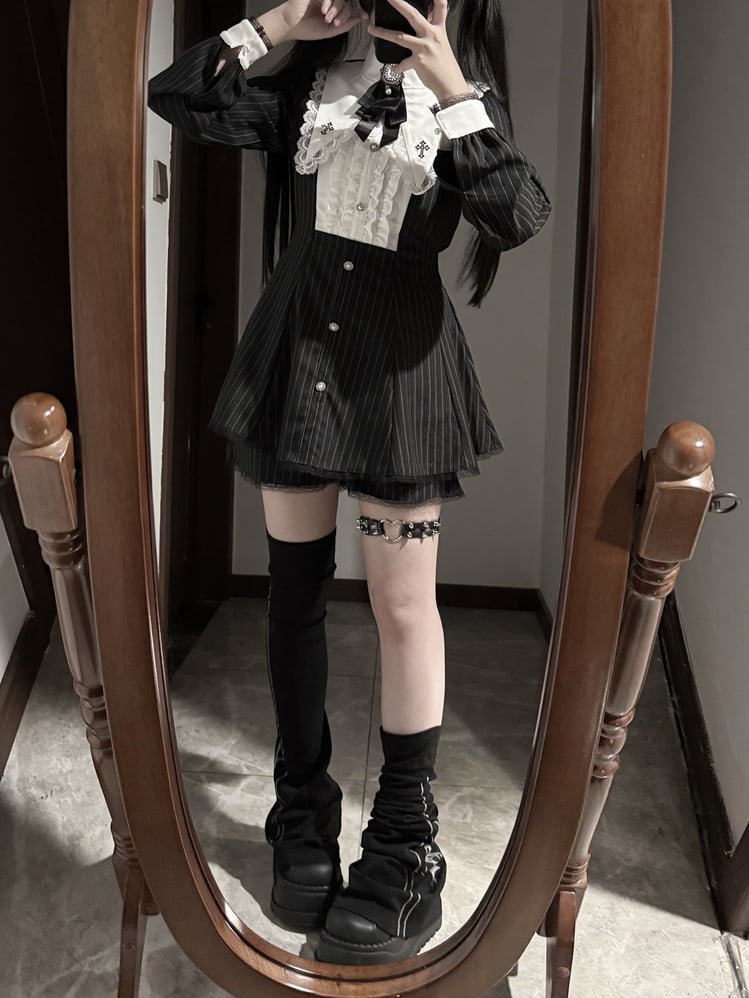 Kei Black Set: Jirai Striped Dress with Cross 3-Piece Embroidered Pointed Collar