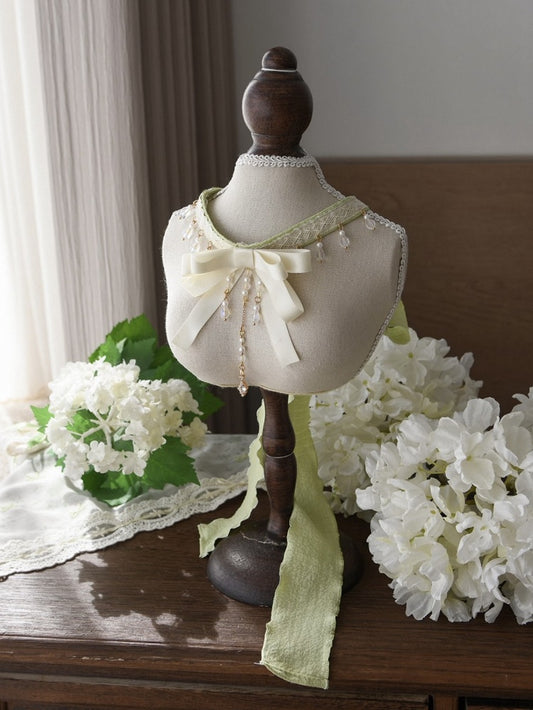 Grüne Choker-Perle mit Selbstbindedetails